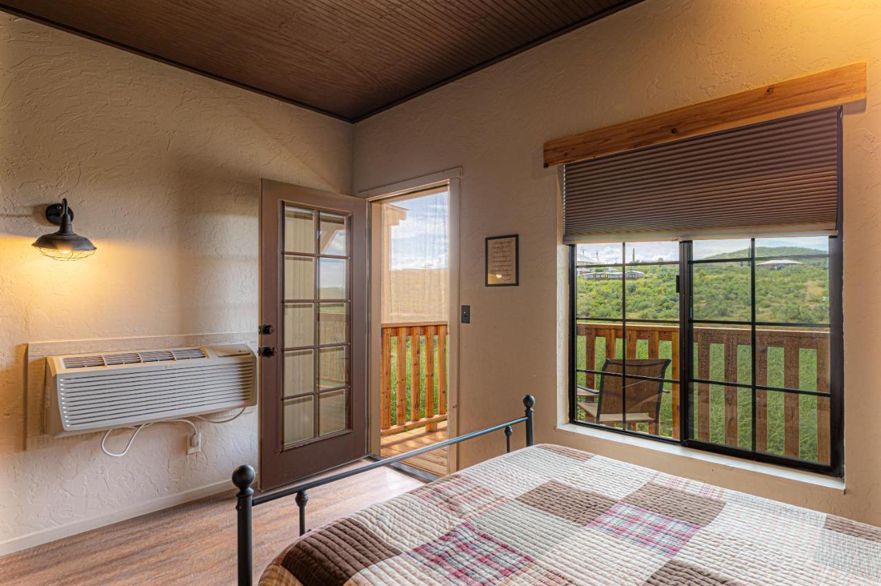 Miners Cabin #4 - King Bed - Private Balcony With Views Тумстоун Екстер'єр фото